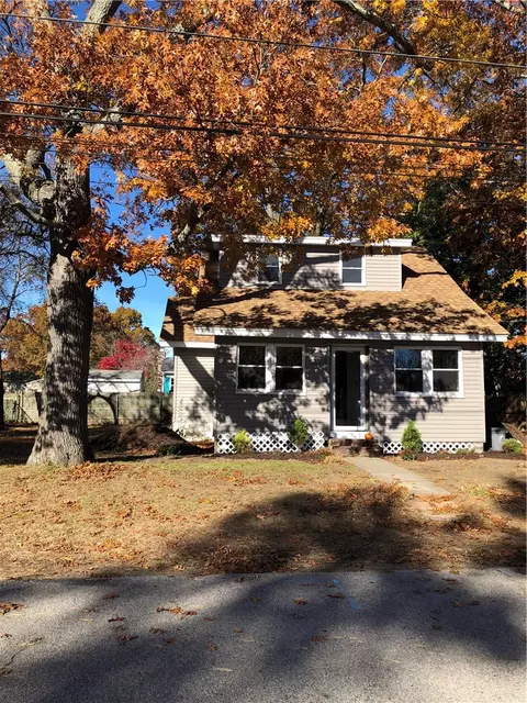 123 Pinehurst Ave, Warwick, RI 02889 photo 1