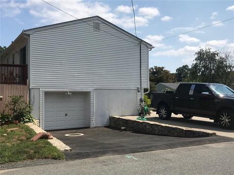 63 Comma St, Warwick, RI 02889 photo 4
