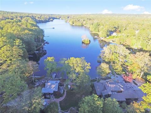 230 W Shore Dr, Exeter, RI 02822 photo 1