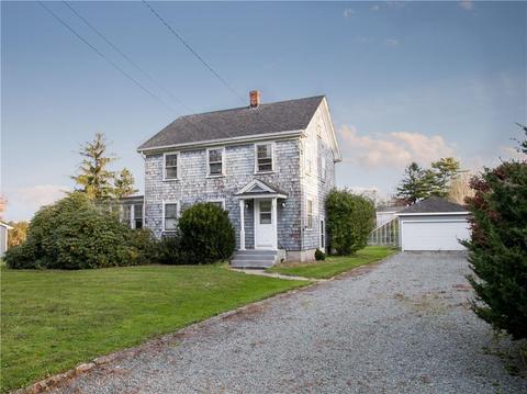 184 Peckham Ave, Middletown, RI 02842 photo 1