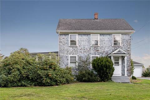 184 Peckham Ave, Middletown, RI 02842 photo 2