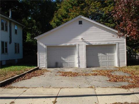 99 Orchard St, Woonsocket, RI 02895 photo 5