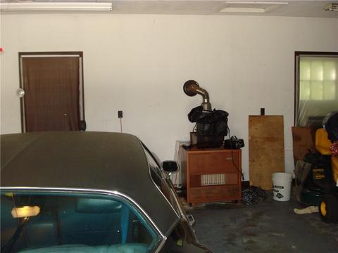 99 Orchard St, Woonsocket, RI 02895 photo 34