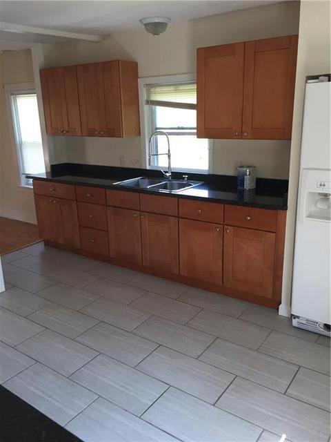 37 Royal Ave, Warwick, RI 02889 photo 9