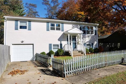131 Lockhaven Rd, Warwick, RI 02889 photo 1