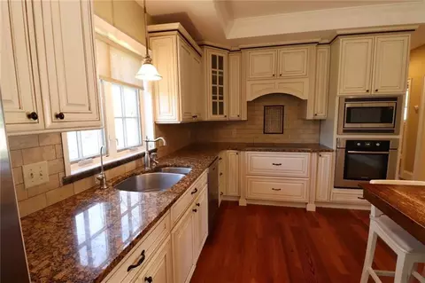 6 Morrone Ct, Westerly, RI 02891 photo 9