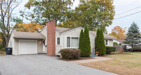 189 Tanner Ave, Warwick, RI 02886 photo 2
