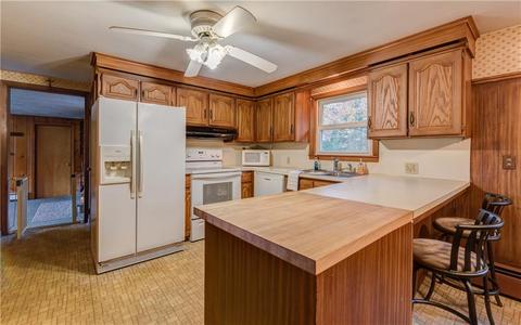 2 2nd St, Coventry, RI 02816 photo 8