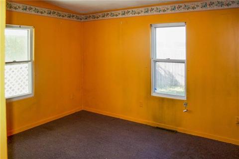 306 Bellman Ave, Warwick, RI 02889 photo 9