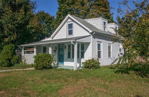 306 Bellman Ave, Warwick, RI 02889 photo 2