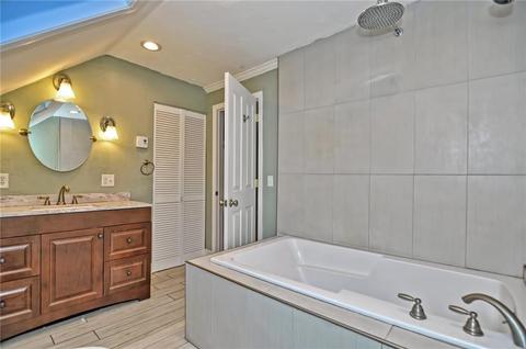 122 Sixth Ave, Woonsocket, RI 02895 photo 19
