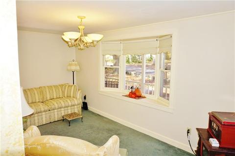 132 North St, Warwick, RI 02886 photo 10