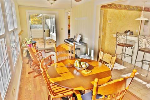 132 North St, Warwick, RI 02886 photo 12