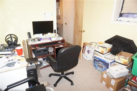 132 North St, Warwick, RI 02886 photo 32
