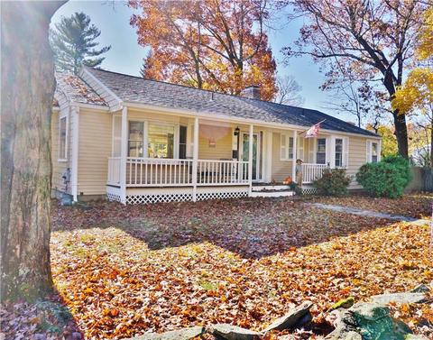 132 North St, Warwick, RI 02886 photo 2