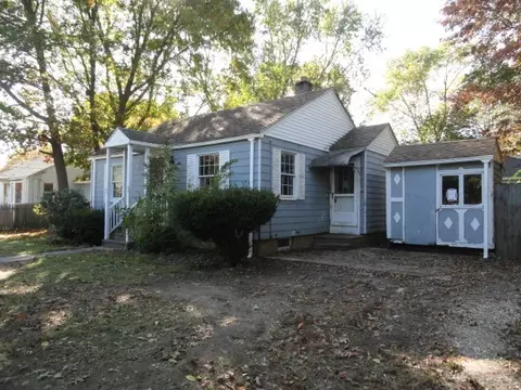 49 Union Ave, Warwick, RI 02889 photo 2