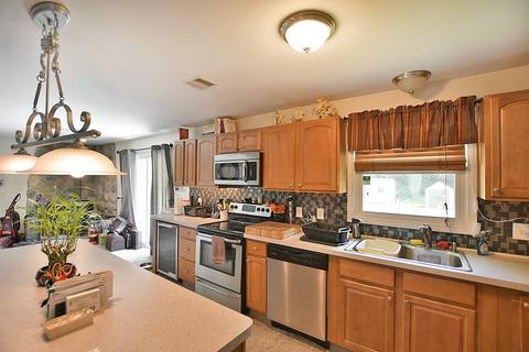 31 Apache Dr, Westerly, RI 02891 photo 10