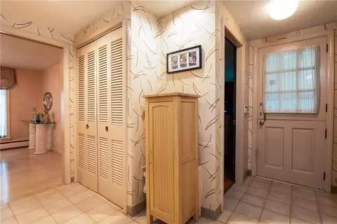 434 Red Chimney Dr, Warwick, RI 02886 photo 17