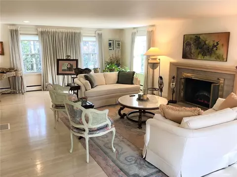 434 Red Chimney Dr, Warwick, RI 02886 photo 7