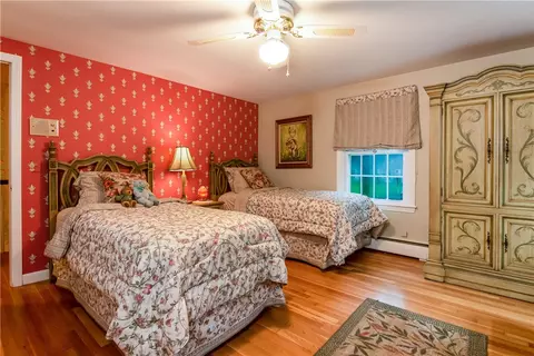 434 Red Chimney Dr, Warwick, RI 02886 photo 23
