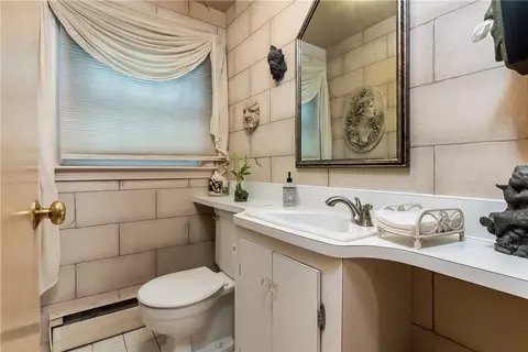 434 Red Chimney Dr, Warwick, RI 02886 photo 16