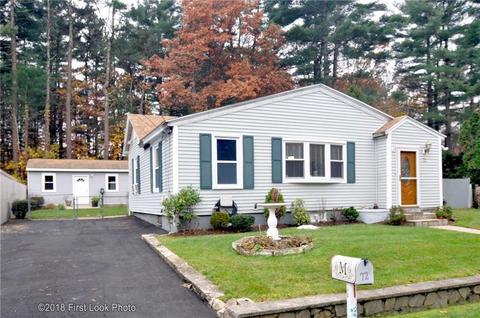 72 Angus St, Coventry, RI 02816 photo 2