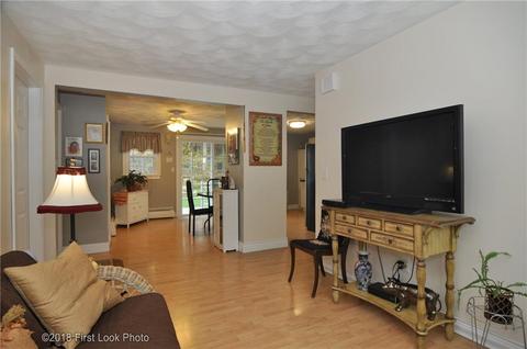 72 Angus St, Coventry, RI 02816 photo 13