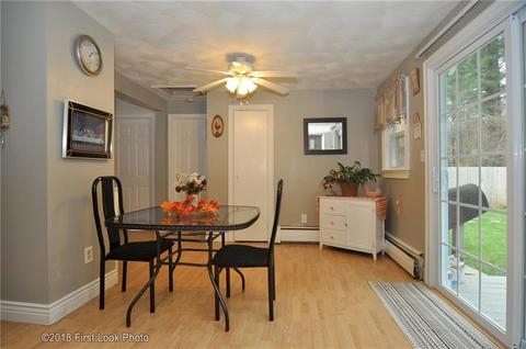 72 Angus St, Coventry, RI 02816 photo 9