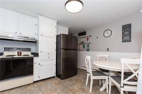 25 Maplehurst Ave, Warwick, RI 02889 photo 19