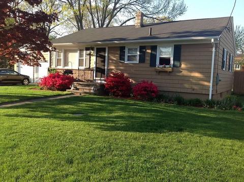 25 Maplehurst Ave, Warwick, RI 02889 photo 3