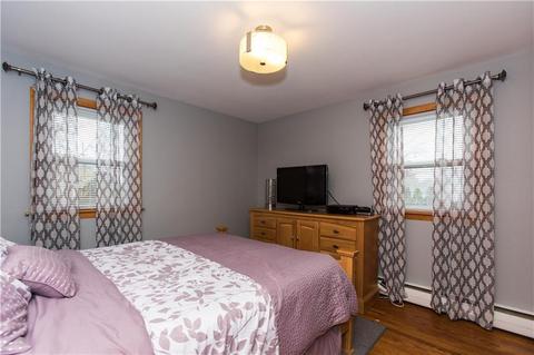 25 Maplehurst Ave, Warwick, RI 02889 photo 17