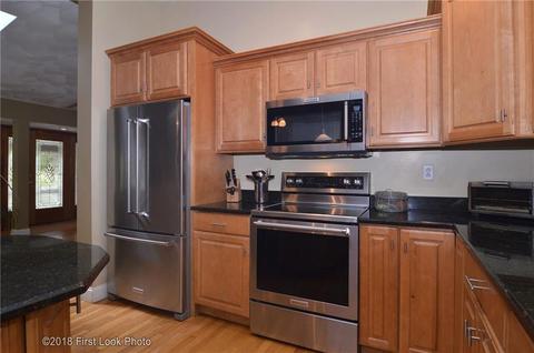 511 Cooper Rd, Glocester, RI 02814 photo 9