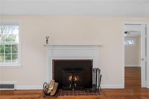 38 Westbrook Rd, Warwick, RI 02886 photo 13
