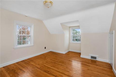38 Westbrook Rd, Warwick, RI 02886 photo 19