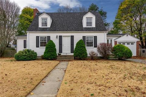 38 Westbrook Rd, Warwick, RI 02886 photo 1