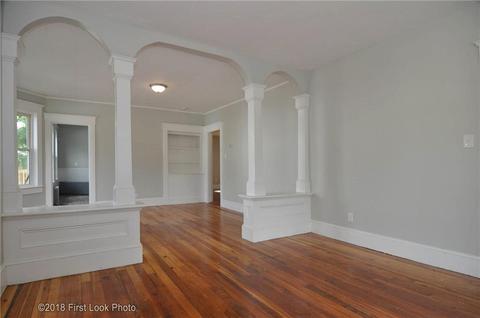 73 Hope St, Woonsocket, RI 02895 photo 6