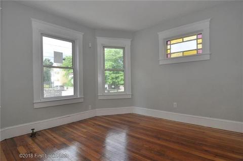 73 Hope St, Woonsocket, RI 02895 photo 8