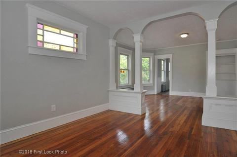 73 Hope St, Woonsocket, RI 02895 photo 7