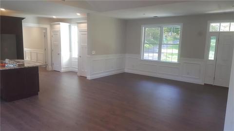 31 Hickory Ln, Westerly, RI 02891 photo 5