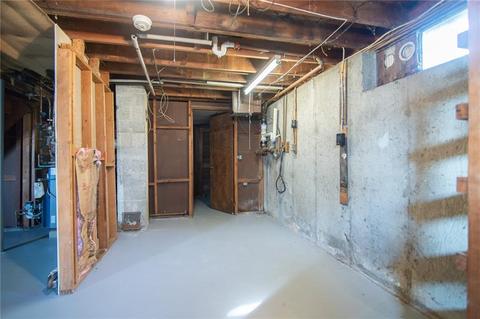 8 Asylum Rd, Warren, RI 02885 photo 26