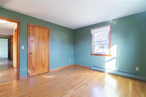 8 Asylum Rd, Warren, RI 02885 photo 7