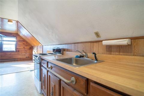 8 Asylum Rd, Warren, RI 02885 photo 13