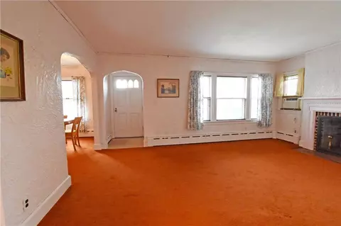 542 Anthony St, Fall River, MA 02721 photo 16