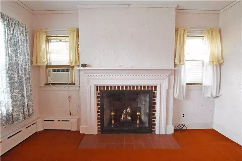 542 Anthony St, Fall River, MA 02721 photo 17