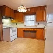 542 Anthony St, Fall River, MA 02721 photo 7