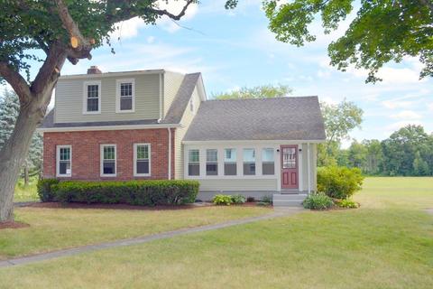461 Sowams Rd, Barrington, RI 02806 photo 3