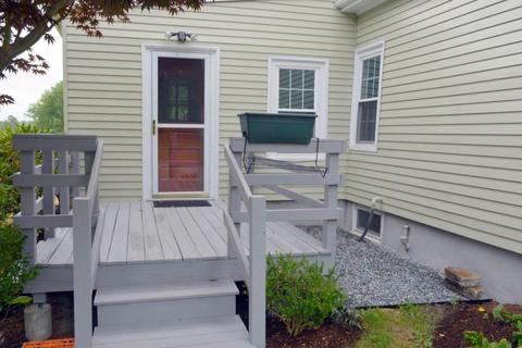 461 Sowams Rd, Barrington, RI 02806 photo 8