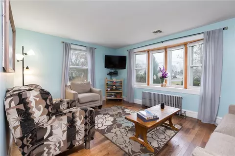 35 Lydick Ave, Warwick, RI 02888 photo 10