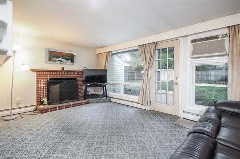 116 Chatworth Ave, Warwick, RI 02886 photo 3