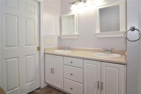 29 Damico Ln, Glocester, RI 02814 photo 33